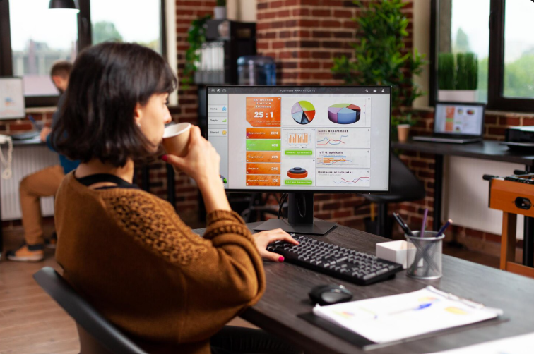 Content marketer optimizing a piece of content for SEO